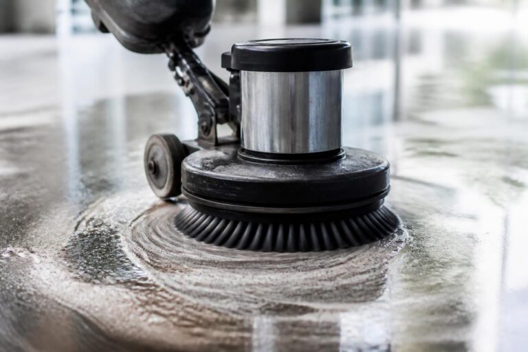 découvrez la brosse rotative, l'outil indispensable pour un nettoyage professionnel rapide et efficace, alliant performance et facilité d'utilisation.